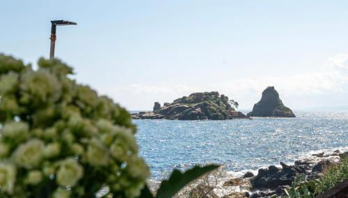 LaLuna Apartments - Sea Panorama - 20mins from CTA airport - Foto 5