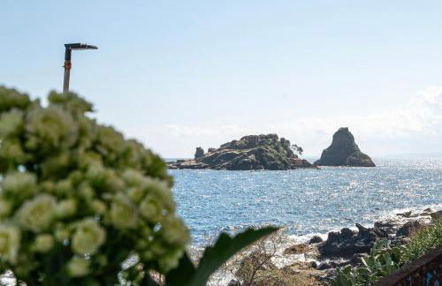 LaLuna Apartments - Sea Panorama - 20mins from CTA airport - Foto 5