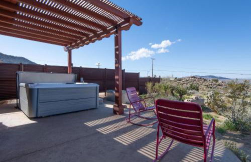 Desert Lily - Sunrise Suite with private hot tub and shared pool - Foto 8