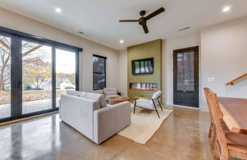 The Flat - A Lake View Retreat with Dock Access - Foto 8