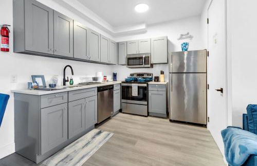 Blue Bliss Indoor Pool, FREE Parking, Near NYC - Foto 12