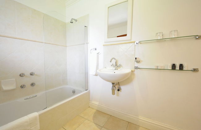 Moorcroft Manor Boutique Country Hotel - Photo 63