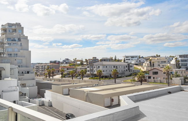 Sunset Boulevard 32 - Photo 29