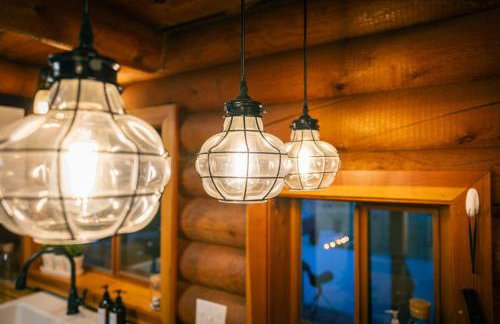 Riverfront getaway with sauna near mountains and hiking - Foto 23