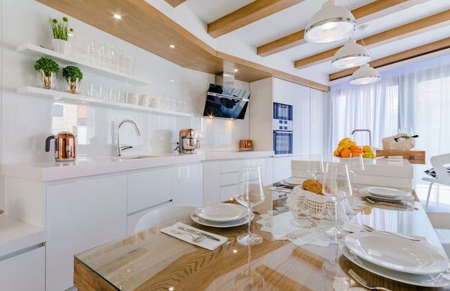 Villa Stone Pearl - Two Bedroom Holiday House With Pool - Foto 20