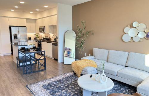 New Oasis Near Disneyland Pool Gym Free Parking - Foto 64