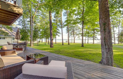 Scenic Cottage with Private Dock on Torch Lake - Foto 26