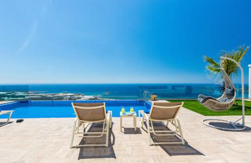 Blue Horizon Luxury Villas - Photo 1