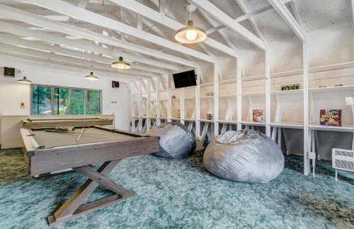 Lower Stone Lodge - Hot Tub - Game Room - Lower Unit - Foto 19