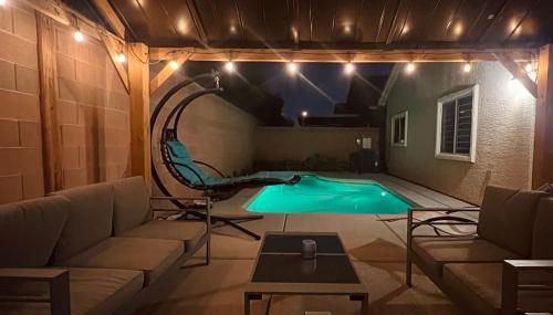 Family Friendly Contemporary House with Pool - Foto 2