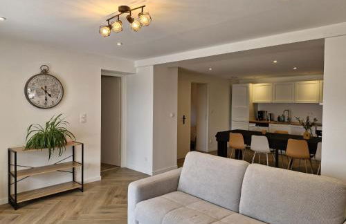 Le Zénith - 3 chambres, 3 salles de bain - 8 pers max - Local à vélos - Réservation à la chambre possible - Foto 22