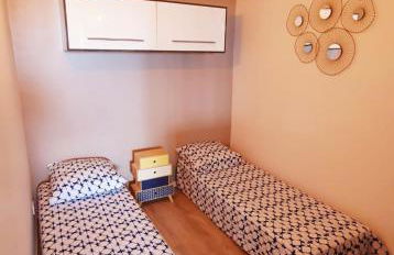 Cosy T2 refait à neuf climatisé, vue mer avec terrasse et jardin, Wifi piscine tennis et parking - Foto 7