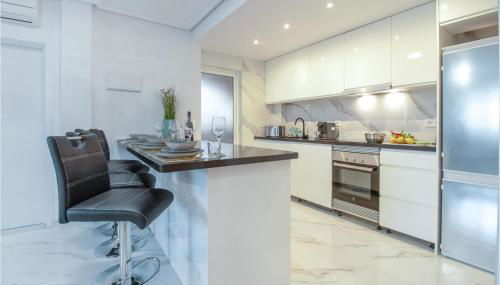 4 Bedroom Lovely Home In Orihuela Costa - Foto 5