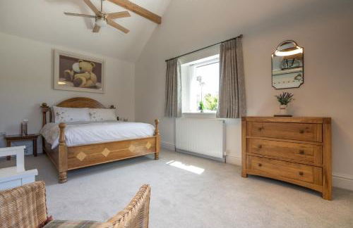 PEAK DISTRICT ROMANTIC Courtyard Loft, with Outdoor Japanese Whirlpool Bath - Foto 44