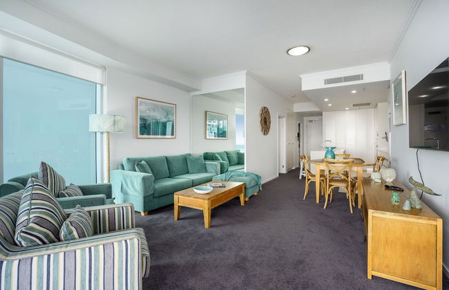 Reflection Tower Two - Photo 50