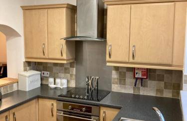 3 bedroom home with parking - Foto 9