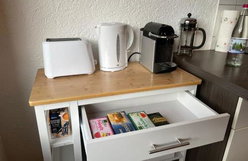 Appartio - Gästehaus "Dorfblick" - komfortable Ferienwohnungen mit Küche und Waschmaschine - Foto 16