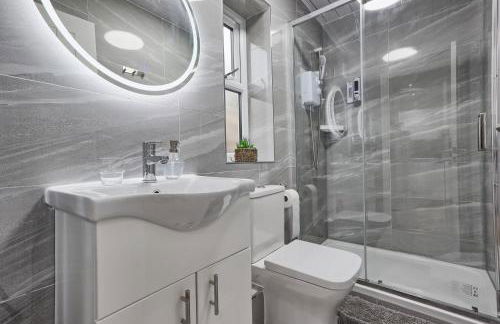 Very Cosy & Lovely 1 Bed Garden Apartment with side access, Suitable for Long Stay and Short Stay - Photo 30