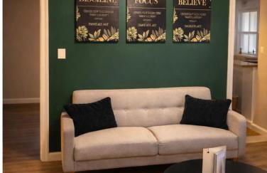 Modern 2BR in Maplewood NJ Easy NYC Access - Photo 1