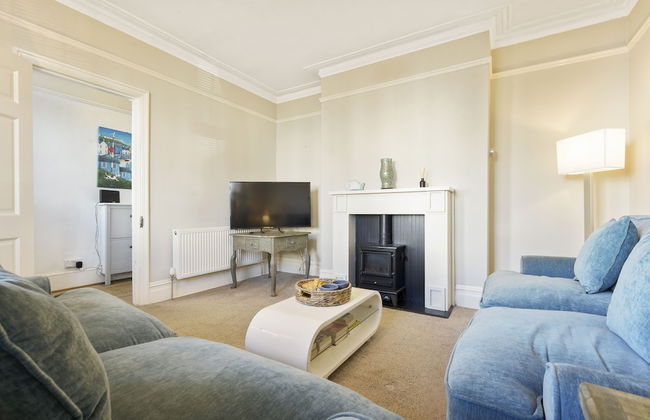 Family Friendly 3BR House w garden BBQ - Foto 22