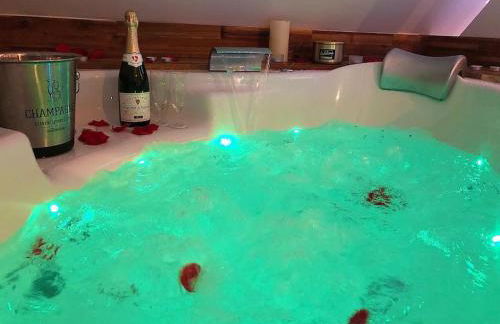 Séjour détente au cœur de MÂCON spa,ciné,bouteille offerte - Foto 8