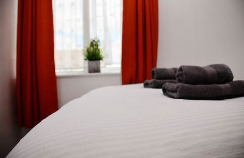 1FG Dreams Unlimited Serviced Accommodation- Staines - Heathrow - Foto 27