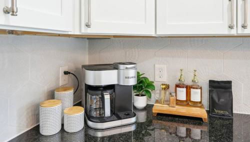 Historic Home in Brewers Hill with hot tub! - Foto 3