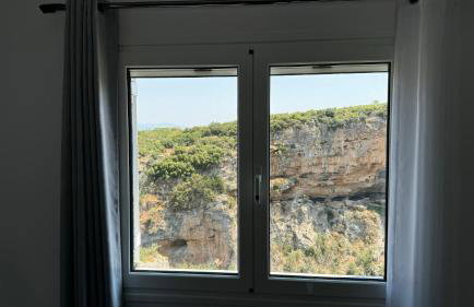 Το ΦΑΡΑΓΓΙ Του ΠΑΡΝΑΣΣΟΥ - Foto 12