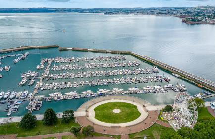 Sovereign House - Close to harbour with parking - Foto 88