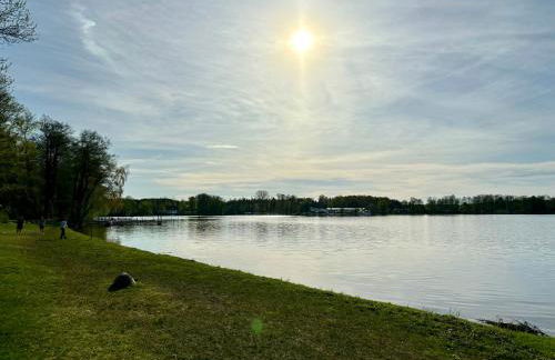 Bungalow-Jessern Ferienhaus im Grünen mit Seeblick - Foto 47