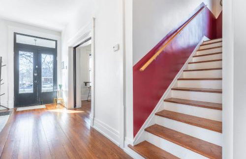 Notes of Southern Charm - Walkable to Food & Shops - Foto 33