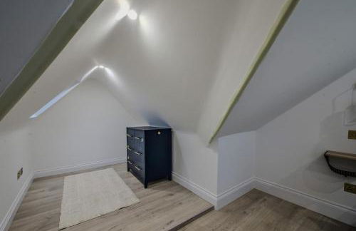 Beautiful Large 3 Bed 2 Bath Flat, Free Parking - Foto 27