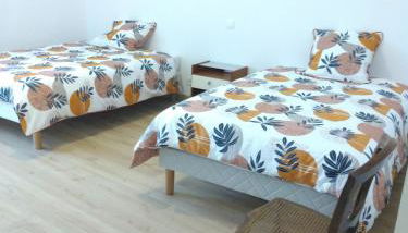 Le Tilleul 9 personnes 5 Chambres 6 lits 15 min du Futuroscope - Foto 2