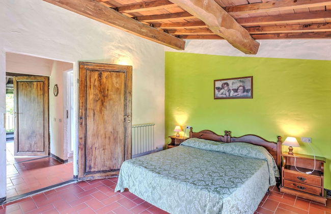 Appealing Home With Pool - Foto 8