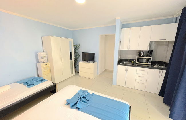 Relax Studios Deluxe POOL WIFI BEACH - Photo 23