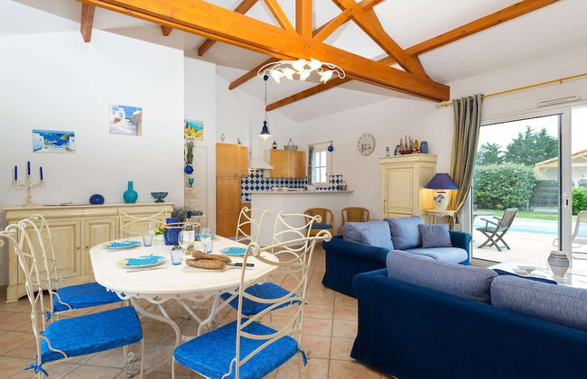 Luxurious Villa With a Dishwasher, Only 3.5km From the Beach - Photo 17