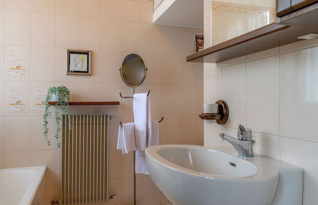 Swan Lake by Wonderful Italy - Foto 21