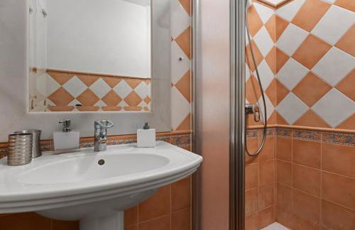 Infinity pool mansion by Costarentals - Ref 85 - Photo 22