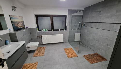 Schicke Gästewohnung Düsseldorf Neuss Köln - Foto 2, Shower