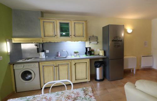 Gîte Azur Piscine Luberon - Domaine ARTEMISS - Foto 31