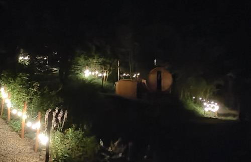 Hope Mountain Escape Poland, Charming Barrel House - Foto 2