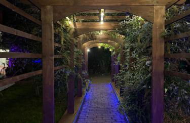 A historic Pub with a modern twist - The Greyhound - Foto 49