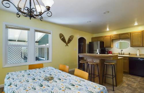 Daffodil Cottage in Downtown Packwood, WIFI, BBQ, Firepit, Smores - Foto 11