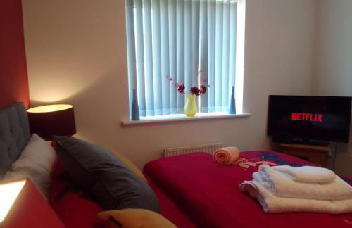 4 Bedroom Executive detached house, sleep 10, Garden, Ideal for Contractors, family and group, by home away at Ideal home & cottage - Foto 33