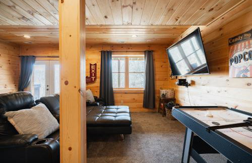 Family Friendly ~ Hocking Hills Cabin ~ Close to Caves, w/Wifi - Foto 28