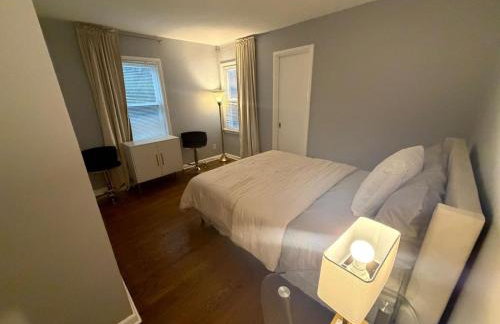 TheCreekHouse 5BR Sanctuary w Sunroom and Games - Foto 29