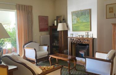 Traditional And Spacious Apartment In Neo Psychiko - Photo 1