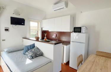 Seadas Garden Home - Beach 2 min away - Wi-Fi - AC - Parking - BBQ - Pet Friendly - Foto 7