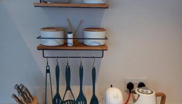 Laurel Apartment - Photo 3