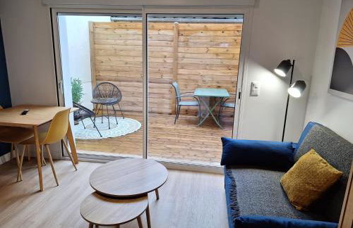 Jeny 2 - RDC - terrasse - Wifi - 10mn hypercentre - Foto 4